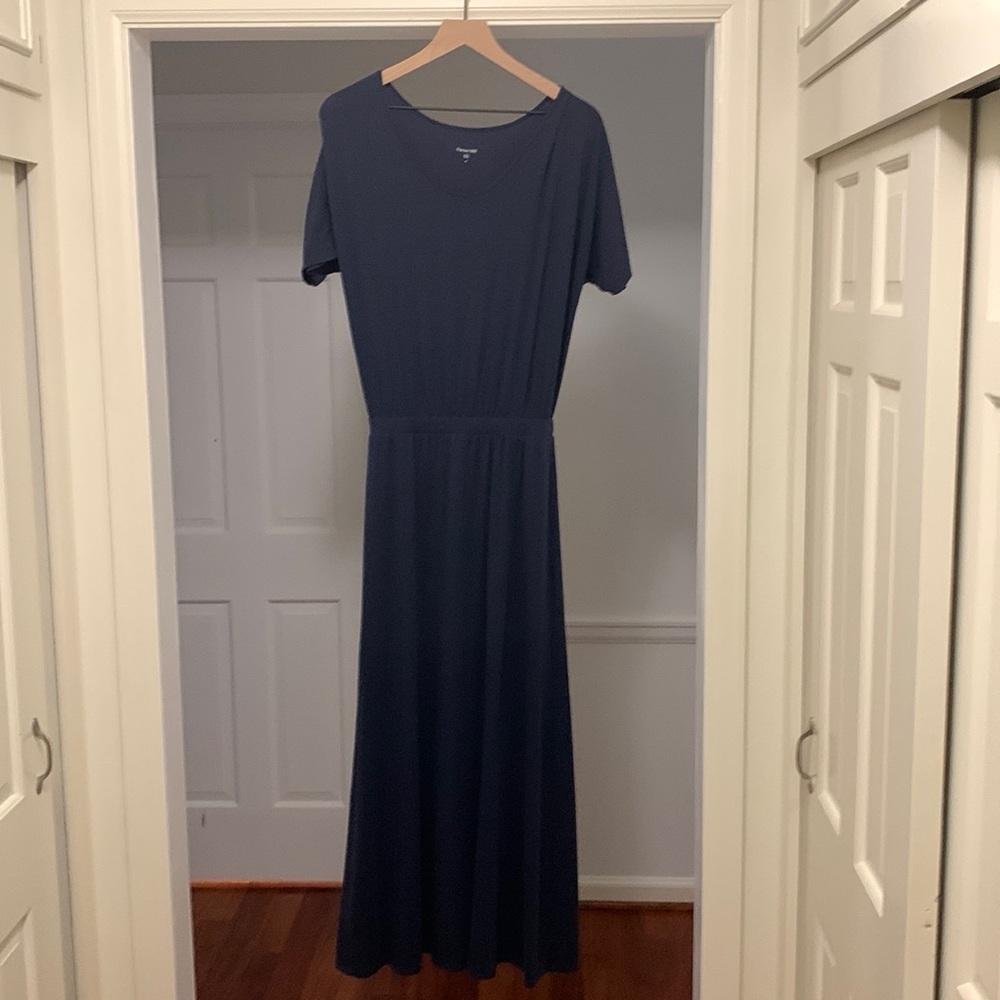 Garnet Hill short-sleeved maxi dress in navy